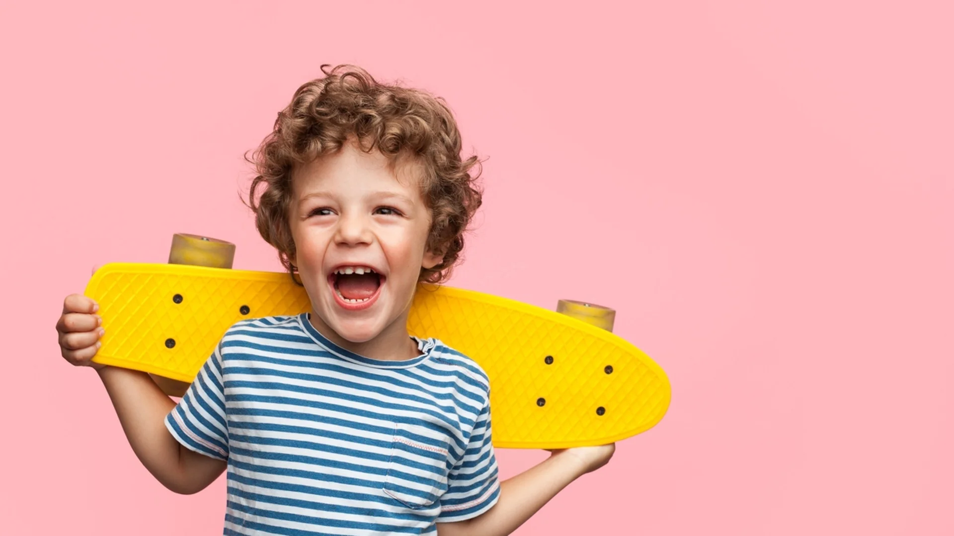 Виц за добър вечер: Двама трактористи обядват