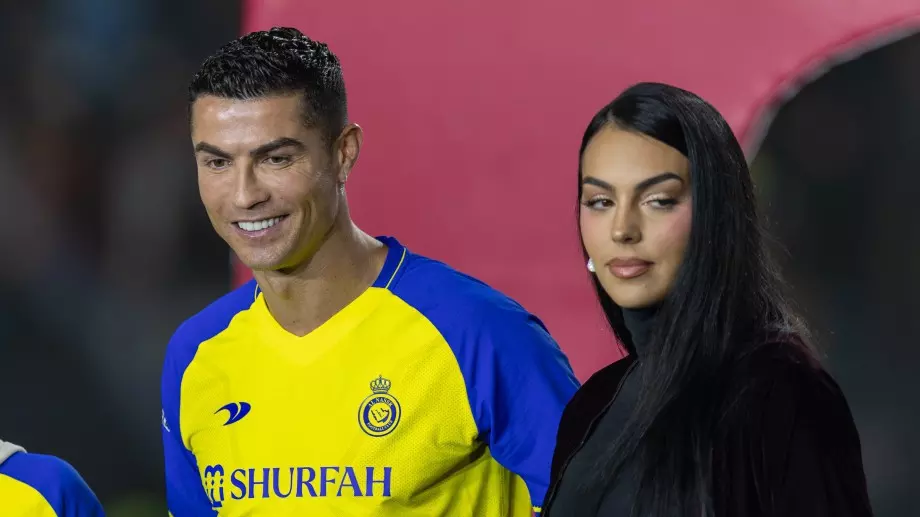 Романтично бягство: Ето къде Роналдо заведе Джорджина (СНИМКИ)