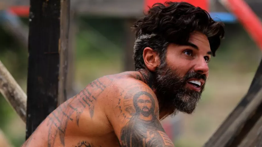 Непоправим! Благо се обясни в любов на Мария в Survivor (СНИМКИ)