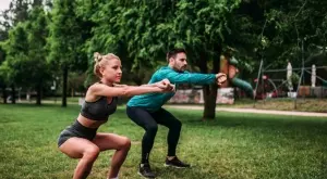 Какви спортове можем да практикуваме на открито и закрито?