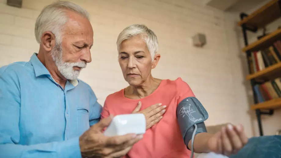 НСИ: Намалява очакваната продължителност на живота в България