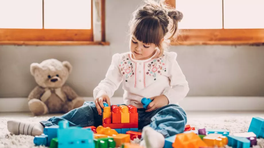 С какво може да са опасни детските играчки и как да избираме?