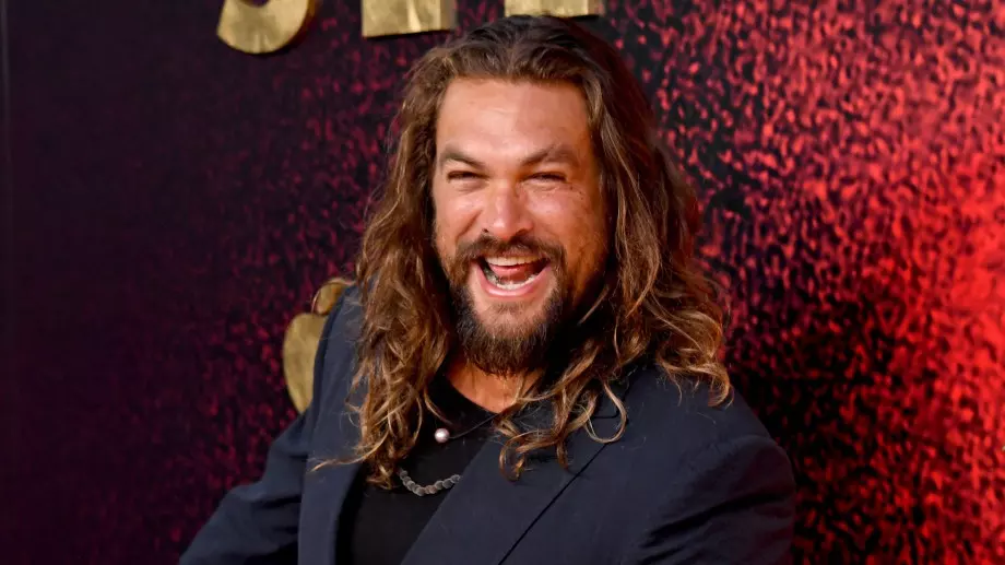 От Аквамен до Дракула: Джейсън Момоа в нова и неочаквана роля 