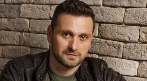  Александър Сано предупреди за измамници, използващи името му (ВИДЕО)