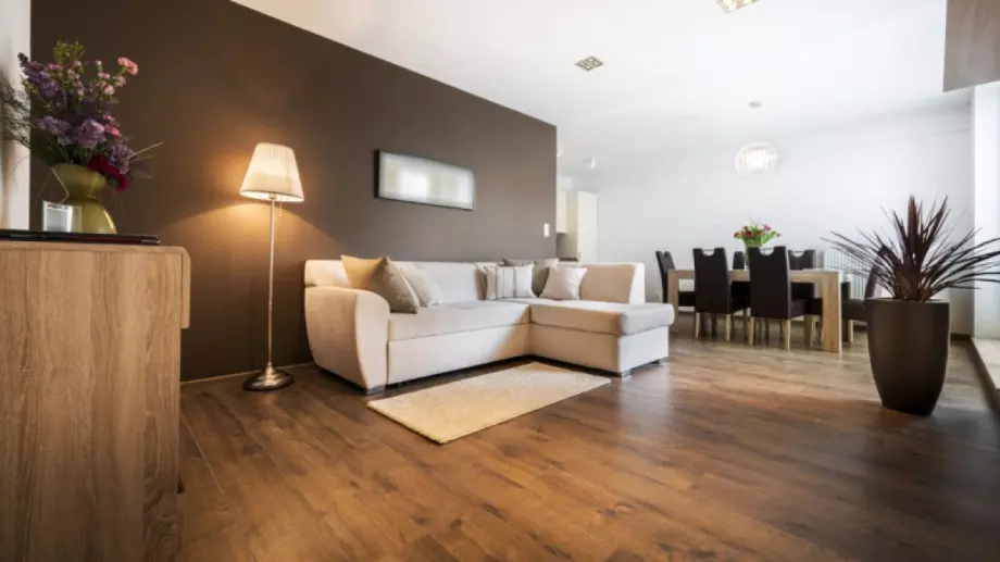 Какви са предимствата на професионалното циклене на паркет?