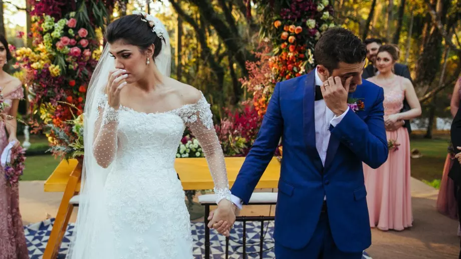 Женски виц за 13 август 2023: Момиче от консервативно семейство се омъжило