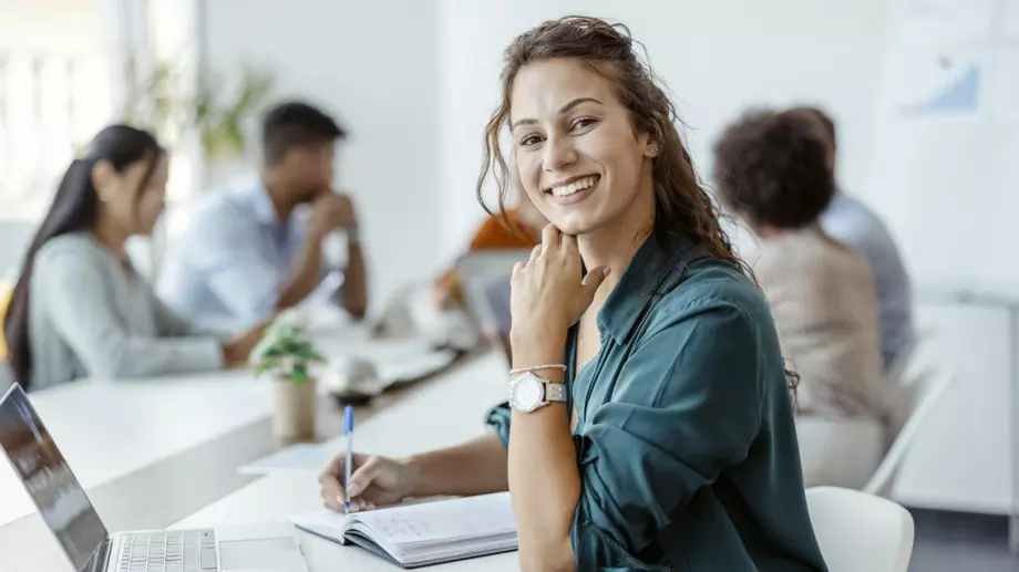 Повишаване на удобството и комфорта в офиса с помощта на правилния избор на аксесоари