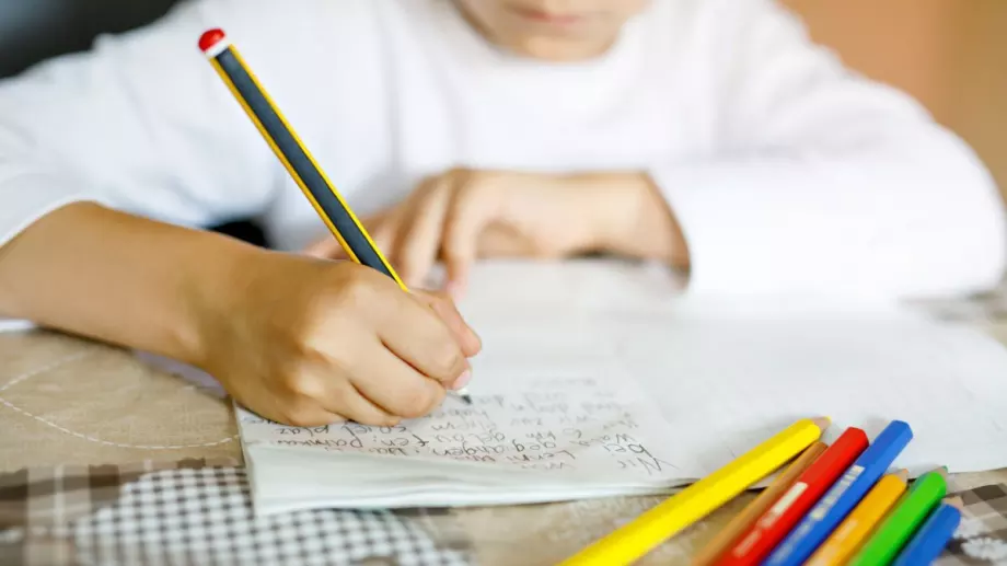 КЗП стартира масирани проверки на стоки за ученици преди първия учебен ден