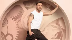 Миро изненада с визията си за новото си парче (СНИМКА)