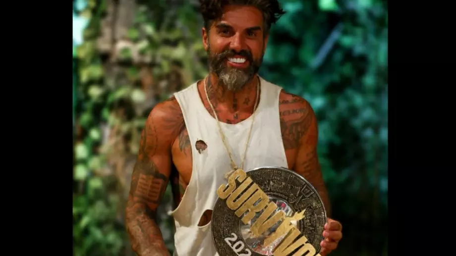 Благо с нова жена и татуировка след 