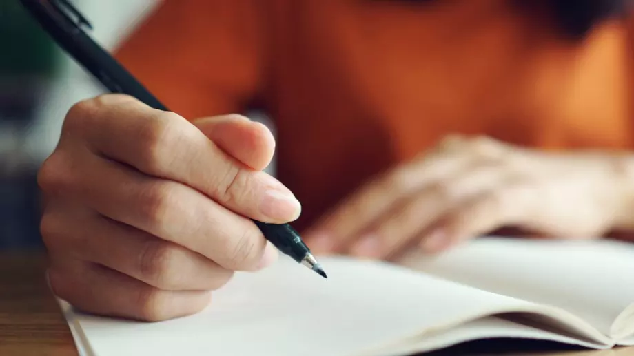 Израсна или израстна: Как се пише правилно?