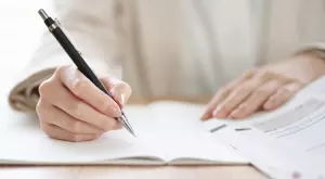 Обяснявам или обеснявам: Ето как се пише правилно