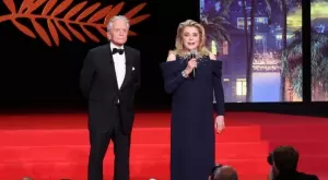 Катрин Деньов откри 76-ото издание на кинофестивала в Кан (ВИДЕО) 