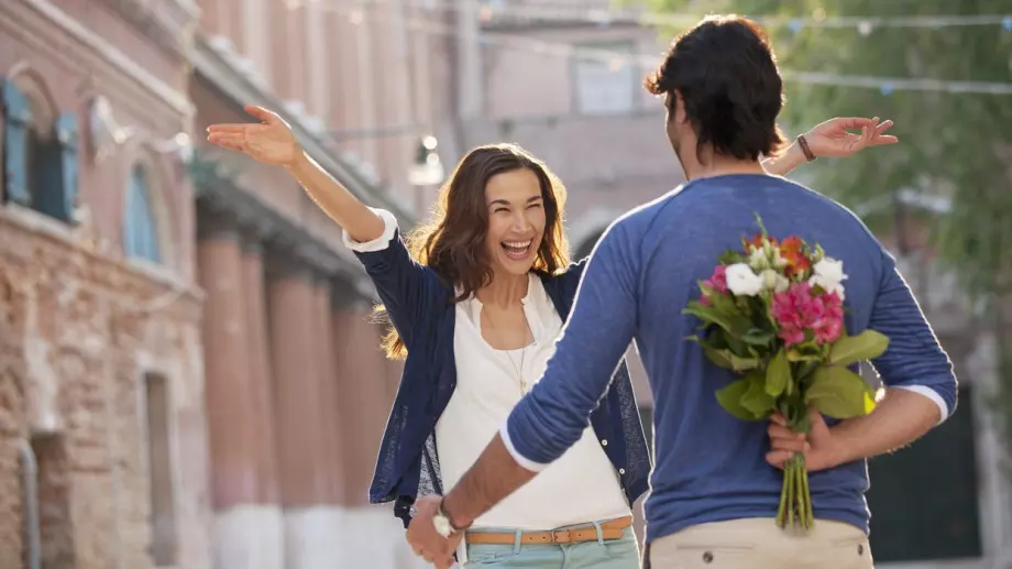 5 начина да му завъртите главата, за да не иска друга жена