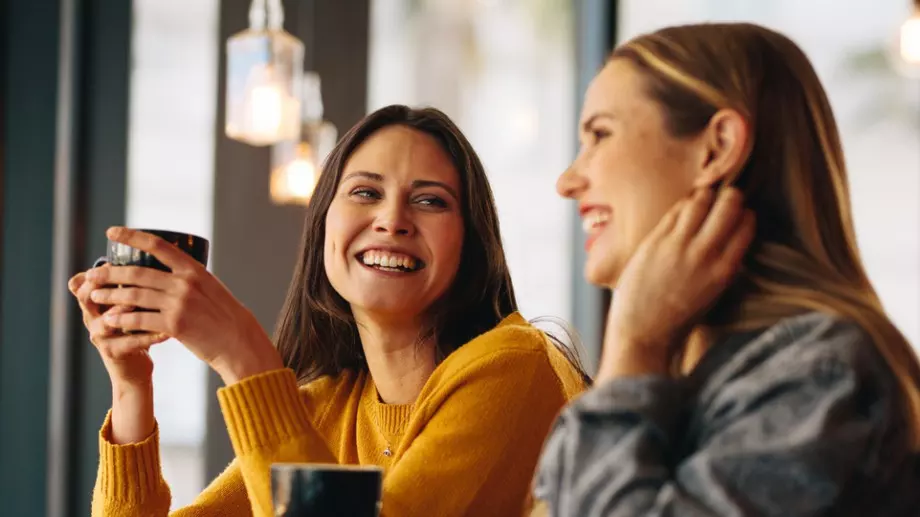 Вечерен виц: Между блондинки