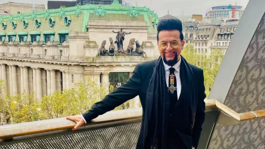 Вижте Евгени Минчев като абитуриент (СНИМКА)