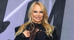 Памела Андерсън ще изиграе Бриджит Бардо в документален филм