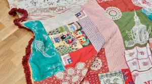 Откриват изложбата "На допир" с ръкоделни текстилни творби 