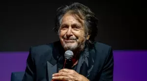 Ал Пачино е поискал тест за бащинство, бил стерилен? 