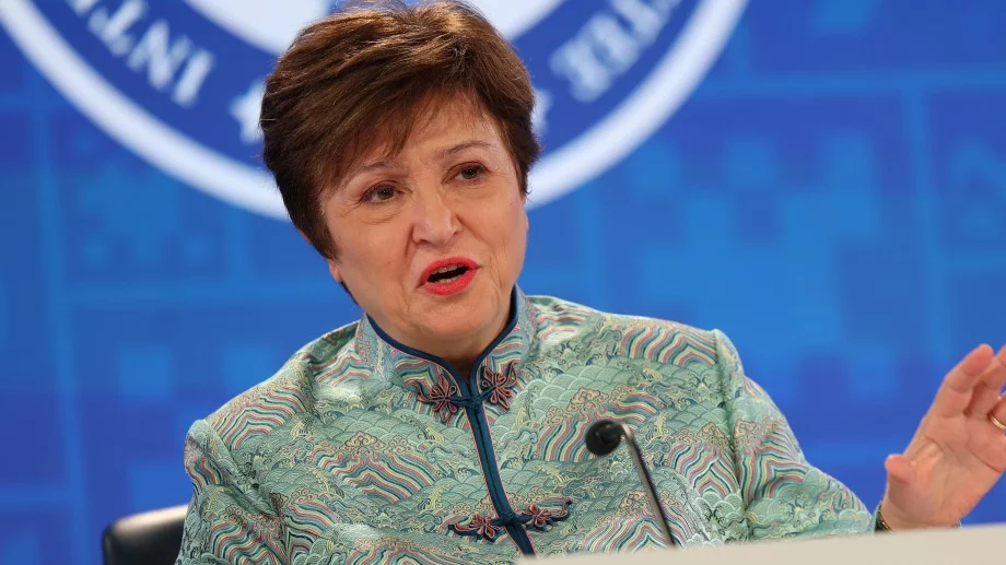 Кристалина Георгиева призова централните банки да не чакат с намаляването на лихвите