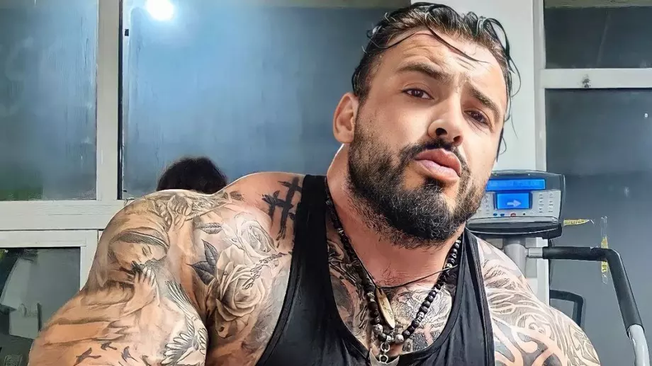 Митко от "София ден и нощ" се сгоди преди да се е развел с жена си (СНИМКА)