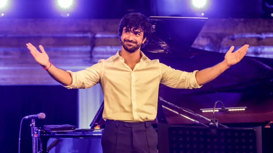 Евгени Генчев разкри дали все още е с Валерия 