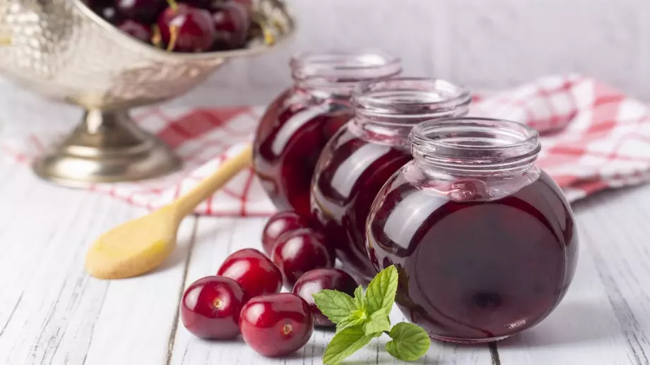 Страхотно домашно сладко от череши