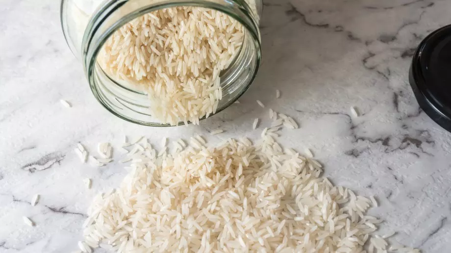 От Apple: Не слагайте мокри телефони в ориз 