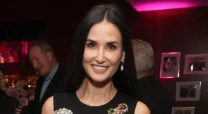 60-годишната Деми Мур разкри тайната на перфектната си визия (СНИМКИ)