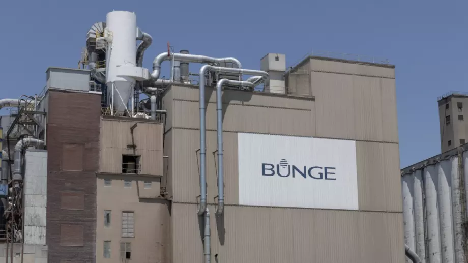 Сделка за милиарди създава световен гигант в търговията със селскостопанска продукция