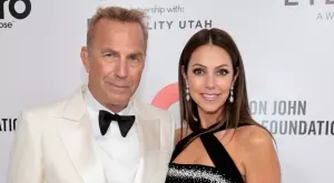 Жената на Кевин Костнър отказва да напусне дома му след новината за развод