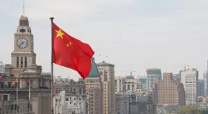 Китай продължава да намалява лихви