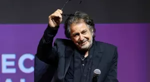 Ал Пачино стана баща за четвърти път (СНИМКИ)