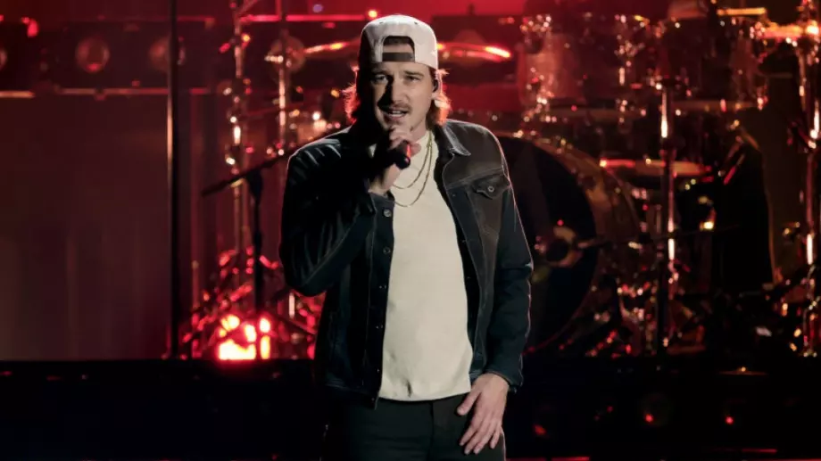 Тази песен оглавява класацията на Билборд за 11-а седмица (ВИДЕО)