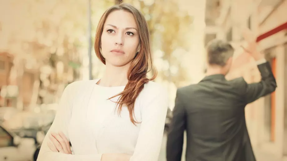 4 неща, които НЕ трябва да правите, когато мъжът се отдръпне