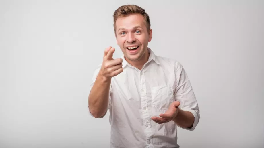 Следобеден виц: Зъболекар вади зъб