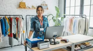 Щедри бонуси: Собственикът на Gloria Jeans изплаща по 1 млн. рубли на служителите си