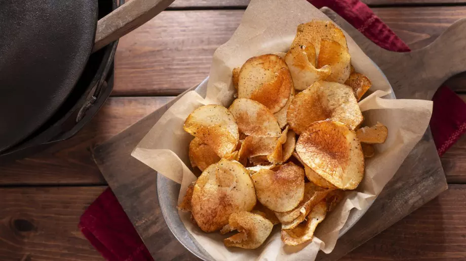 Домашен хрупкав картофен чипс