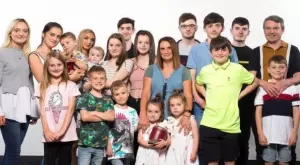 Сю Радфорд: 48-годишната жена, която има 22 деца (СНИМКИ)