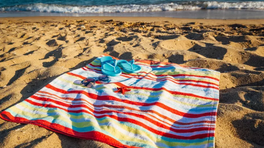 След остров Парос и гръцкият остров Липси каза "не" на шезлонгите