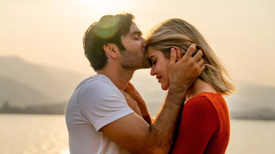 Любовен уикенд хороскоп за 12-13 август 2023