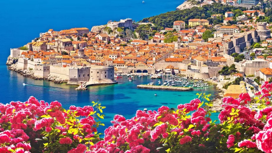 В кой голям европейски град сте заплашени от глоба, ако влачите куфар на колела?