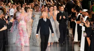 Колекцията на Armani, която ни върна в епохата на джаза с много лекота (СНИМКИ + ВИДЕО)