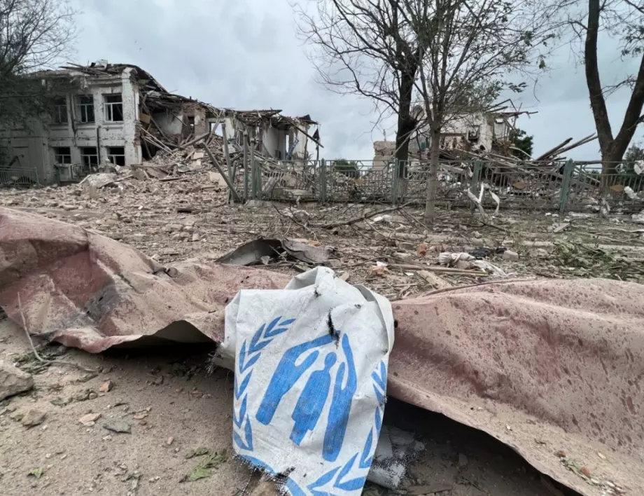 Руски обстрел по време на хуманитарна доставка в Орехов, има жертви (СНИМКИ)