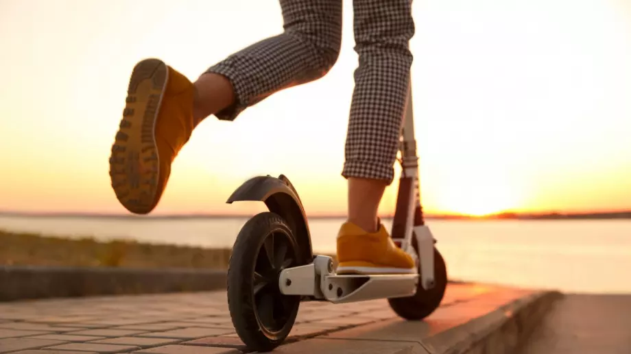 Брюксел въвежда ограничения за тротинетките 