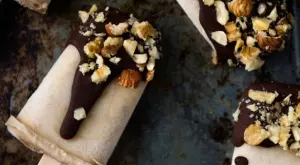 Сладолед на клечка без захар с фъстъчено масло