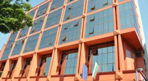 НС избира новия председател на Сметната палата между Димитър Главчев и Нина Стоименова