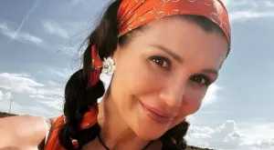 След скандала: Кали се извини публично на Глория 