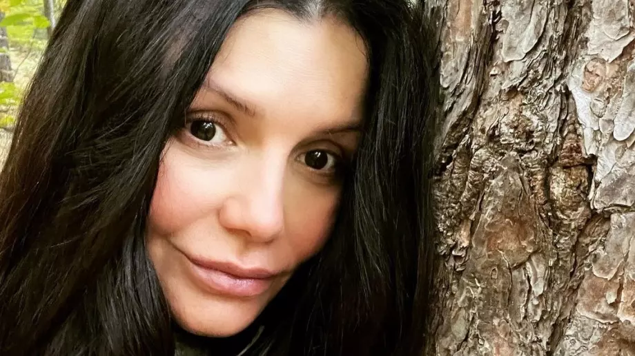 Кали се похвали с богато младо гадже, иска 4-то дете