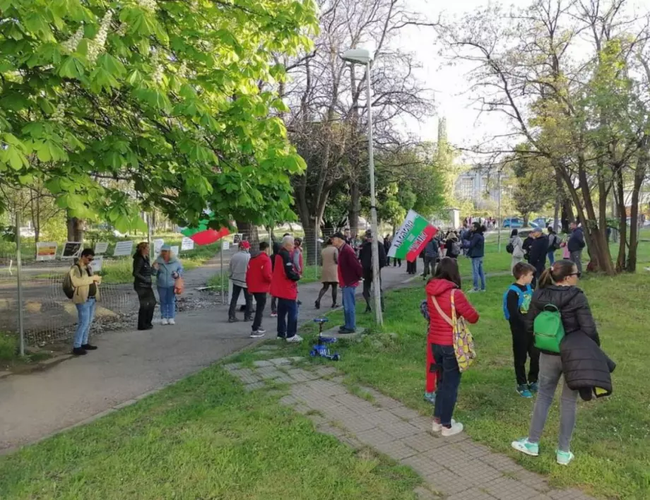 Спират строежа на Петьо Блъсков в „Мусагеница“ (ВИДЕО+СНИМКИ)